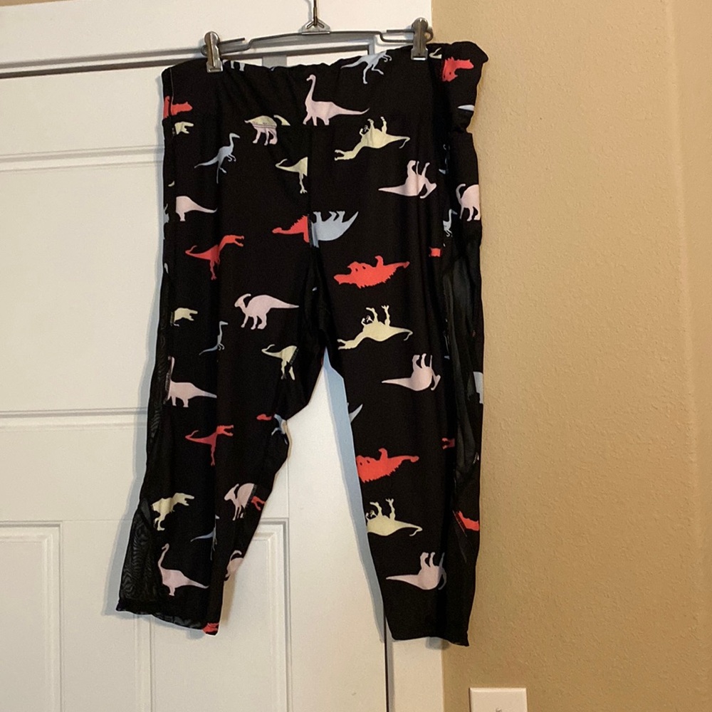SHEIN 4xl dinosaur leggings
